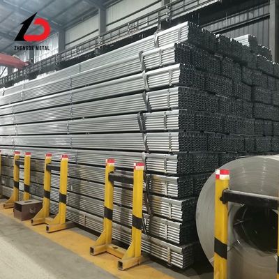 نوعية عالية Ss330 Ss400 S235jr Q195 Q235 Q345 سمك 0.6-25mm حجم مخصص والسطح مربع / مستطيل أنابيب الفولاذ المغلفة مع شركات التصنيع السعر