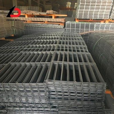 مباشرة من المصنع ASTM 76.2 * 1.45mm 6 قياس السياج 4X4 الكهربائية الرسوم المسالجة السلكية الشبكة